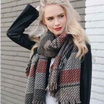 Chunky Multicolor Knit Scarf